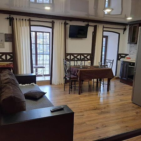 Charlotte -Двухуровневая Студия В Центре Krementsjoek Buitenkant foto