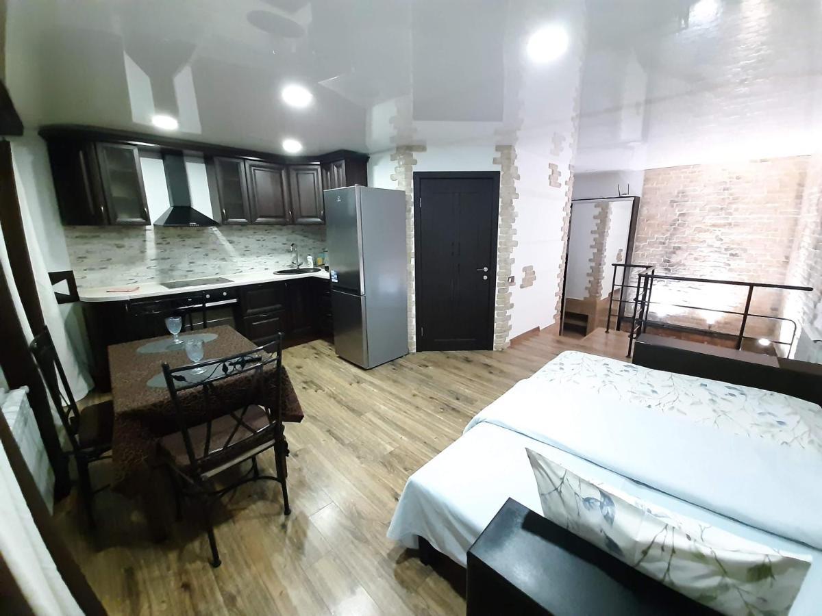 Charlotte -Двухуровневая Студия В Центре Krementsjoek Buitenkant foto